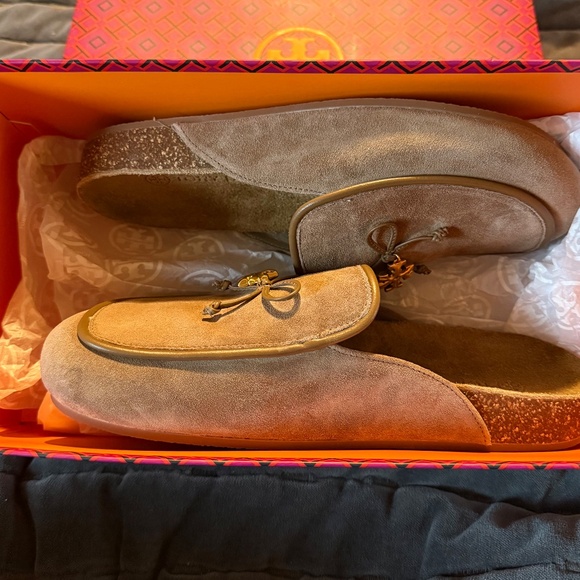 TORY BURCH CHARM MULE NATION SUEDE in RIVER ROCK - Picture 2 of 5